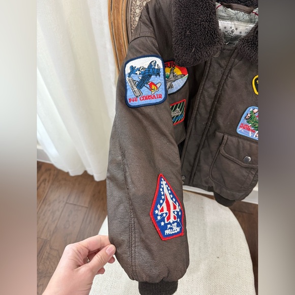 Boy’s Brown Bomber Jacket with Patches Aviator 6-8 - Picture 2 of 6